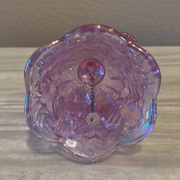 Vintage Fenton Iridescent Pink Rainbow Lily of the Valley Glass Bell - Picture 3 of 3